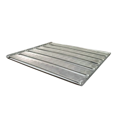 ASSADEIRA PÃO DE SAL 6 TIRAS METALBRAZ 58X68X1.5CM - 435